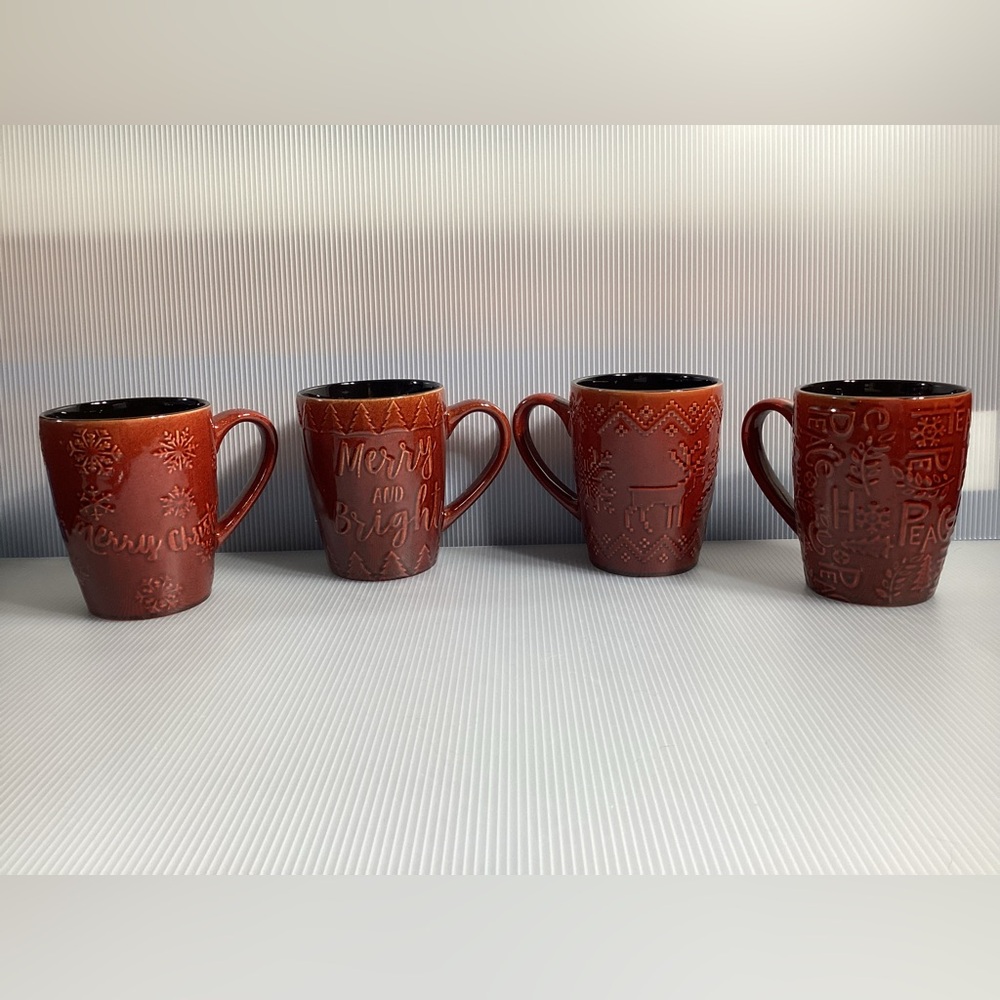 Set of 4 Pfaltzgraff Red Christmas Ceramic Mugs